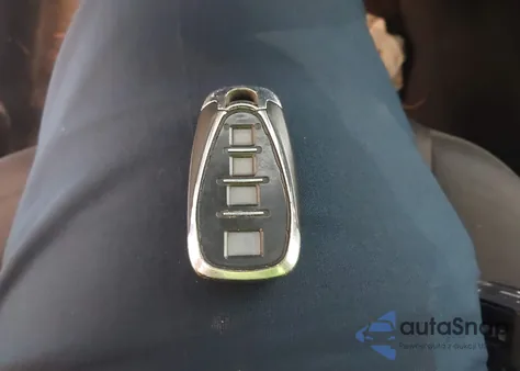 2017 Chevrolet Malibu 1Lt из США, поврежденный, VIN 1G1ZE5ST8HF210294